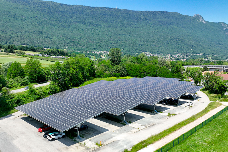 ombriere-de-parking-photovoltaique-en-savoie